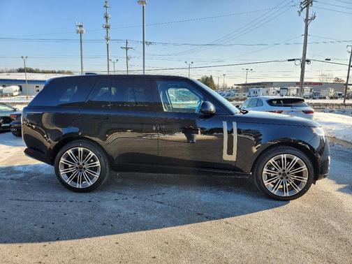 2026 Land Rover Range Rover P400 SE