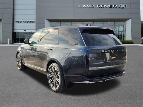 2026 Land Rover Range Rover P530 SE 7 Seat
