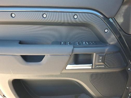 2026 Land Rover Defender S