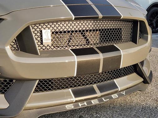 2018 Ford Shelby GT350 Base