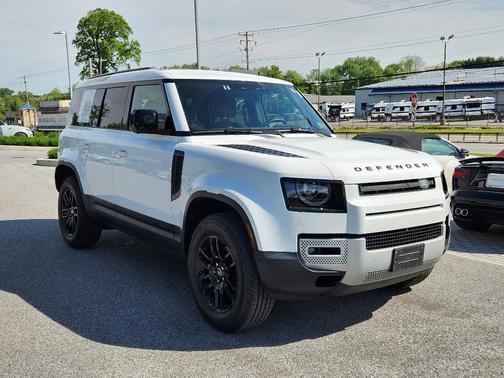 Fuji White 2025 Land Rover Defender P300