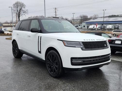 2026 Land Rover Range Rover P400 SE 7 Seat