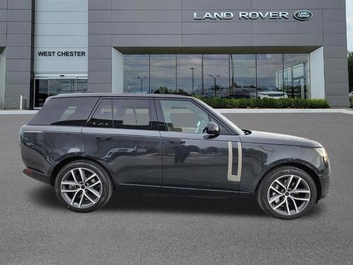 Carpathian Grey 2026 Land Rover Range Rover P550e SE