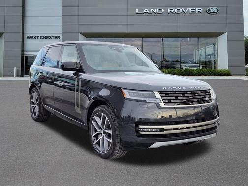 2026 Land Rover Range Rover P550e SE