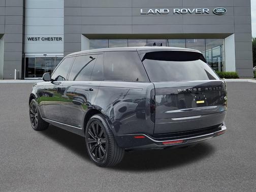 2023 Land Rover Range Rover P530 SE