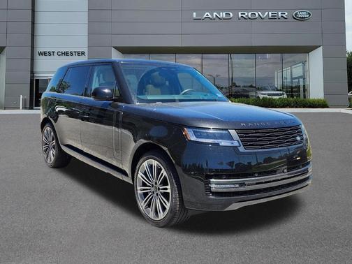 Santorini Black 2026 Land Rover Range Rover P530 SE 7 Seat