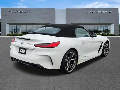 White 2023 BMW Z4 M40i