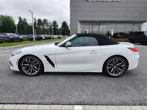 White 2023 BMW Z4 M40i