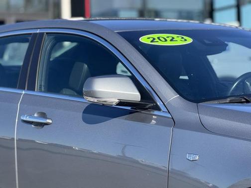 2023 Cadillac CT4 Premium Luxury