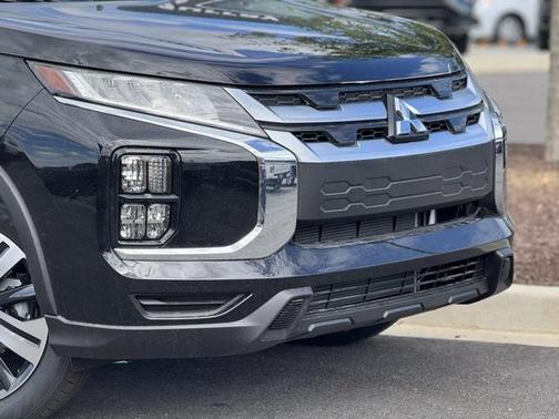 2025 Mitsubishi Outlander Sport SE