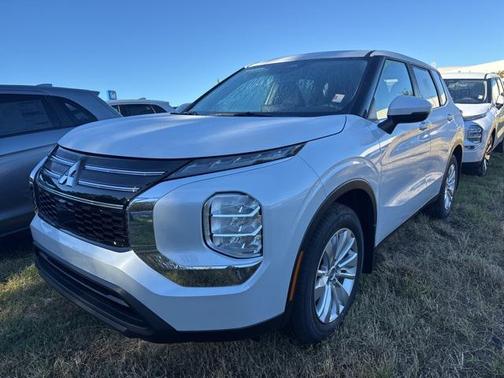 2025 Mitsubishi Outlander ES 2.5 2WD