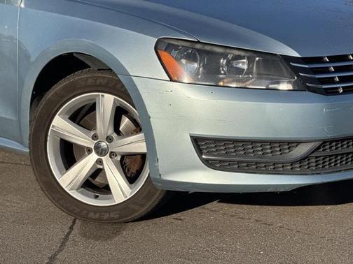 2012 Volkswagen Passat Base