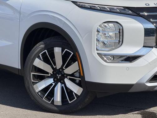 2025 Mitsubishi Outlander SE 2.5 2WD