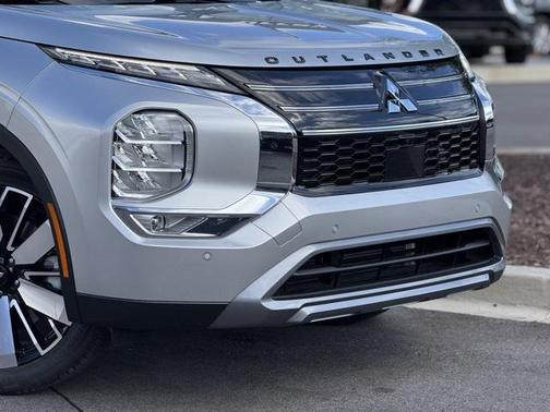 2025 Mitsubishi Outlander SE 2.5 2WD