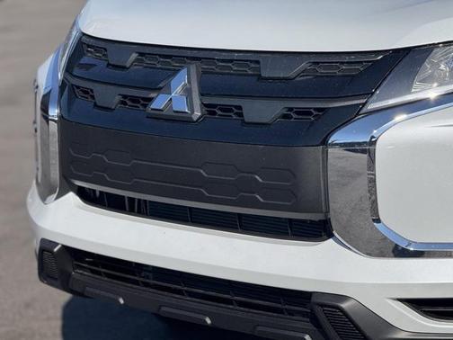 2025 Mitsubishi Outlander Sport 2.0 LE