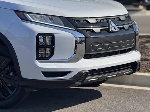 2025 Mitsubishi Outlander Sport 2.0 LE