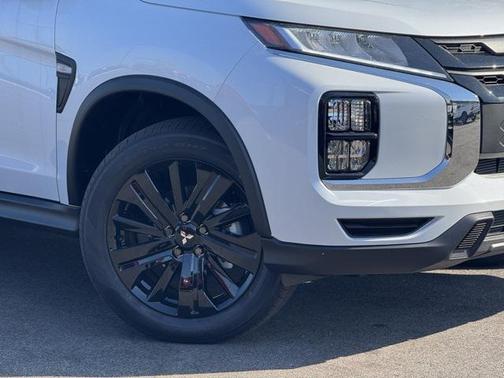 2025 Mitsubishi Outlander Sport 2.0 LE