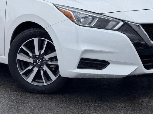 2022 Nissan Versa 1.6 SV