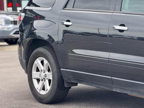 2015 GMC Acadia SLE-2