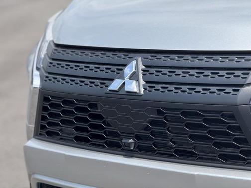 2025 Mitsubishi Eclipse Cross SE