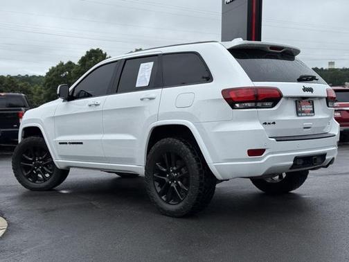 2021 Jeep Grand Cherokee Laredo