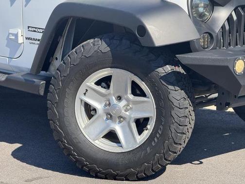 2016 Jeep Wrangler Unlimited Sport