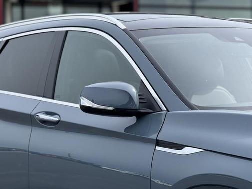 2024 INFINITI QX50 LUXE