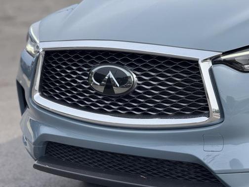 2024 INFINITI QX50 LUXE