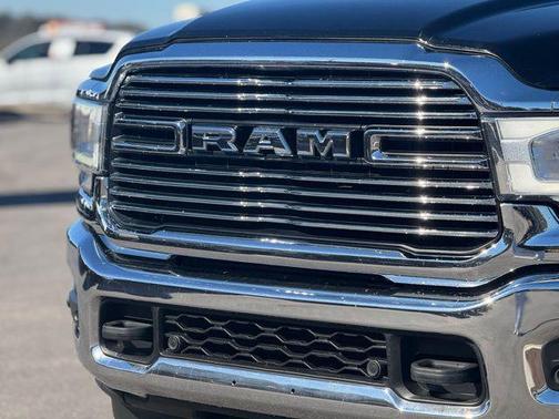 2021 RAM 2500 Laramie Crew Cab 4x4 6'4' Box