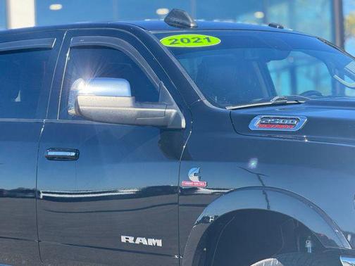 2021 RAM 2500 Laramie Crew Cab 4x4 6'4' Box