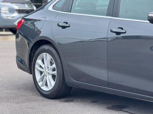 2017 Chevrolet Malibu 1LT