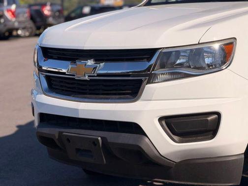 Summit White 2020 Chevrolet Colorado LT