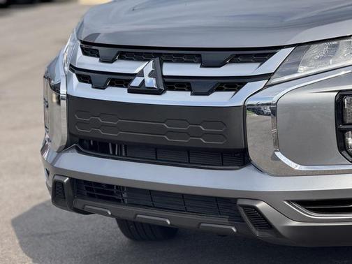 2025 Mitsubishi Outlander Sport SE