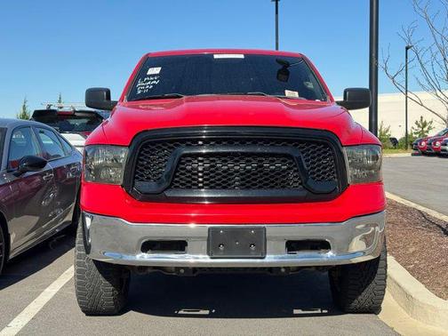 Flame Red Clearcoat 2019 RAM 1500 SLT