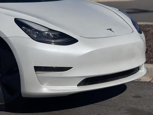 2020 Tesla Model 3 Standard Range