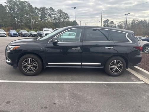 2017 INFINITI QX60 Base