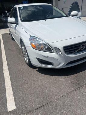 Ice White 2013 Volvo S60 T5