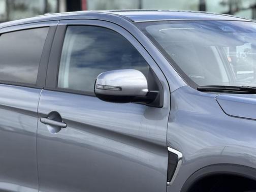 2025 Mitsubishi Outlander Sport SE
