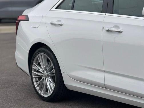 2024 Cadillac CT4 Premium Luxury