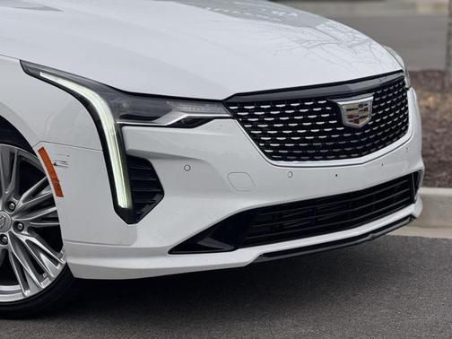 2024 Cadillac CT4 Premium Luxury