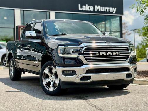 Diamond Black Crystal Pearlcoat 2021 RAM 1500 Laramie