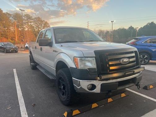 2010 Ford F-150 XL SuperCrew