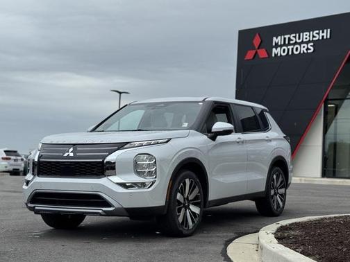 2025 Mitsubishi Outlander SE 2.5 2WD