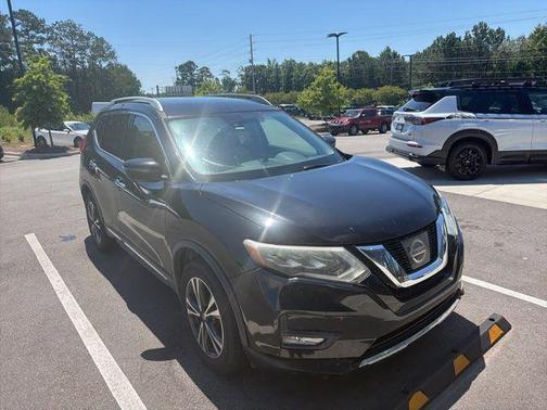 Magnetic Black 2017 Nissan Rogue SL
