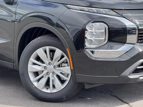 2025 Mitsubishi Outlander ES 2.5 2WD