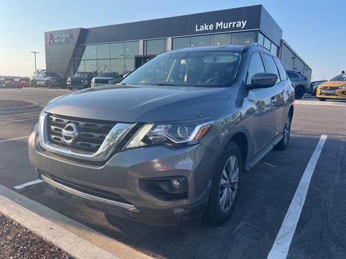 2018 Nissan Pathfinder SV