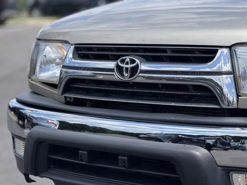 2001 Toyota 4Runner SR5