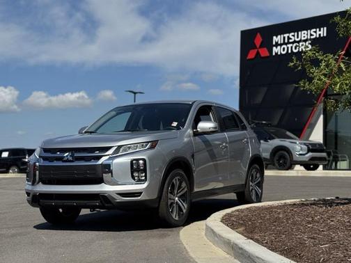 2025 Mitsubishi Outlander Sport SE