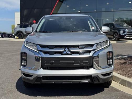 2025 Mitsubishi Outlander Sport SE