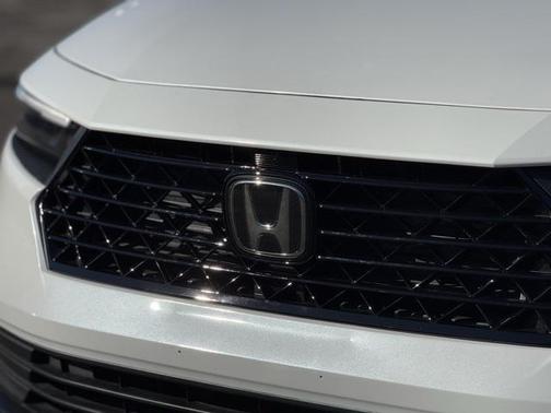 2023 Honda Accord Hybrid Base